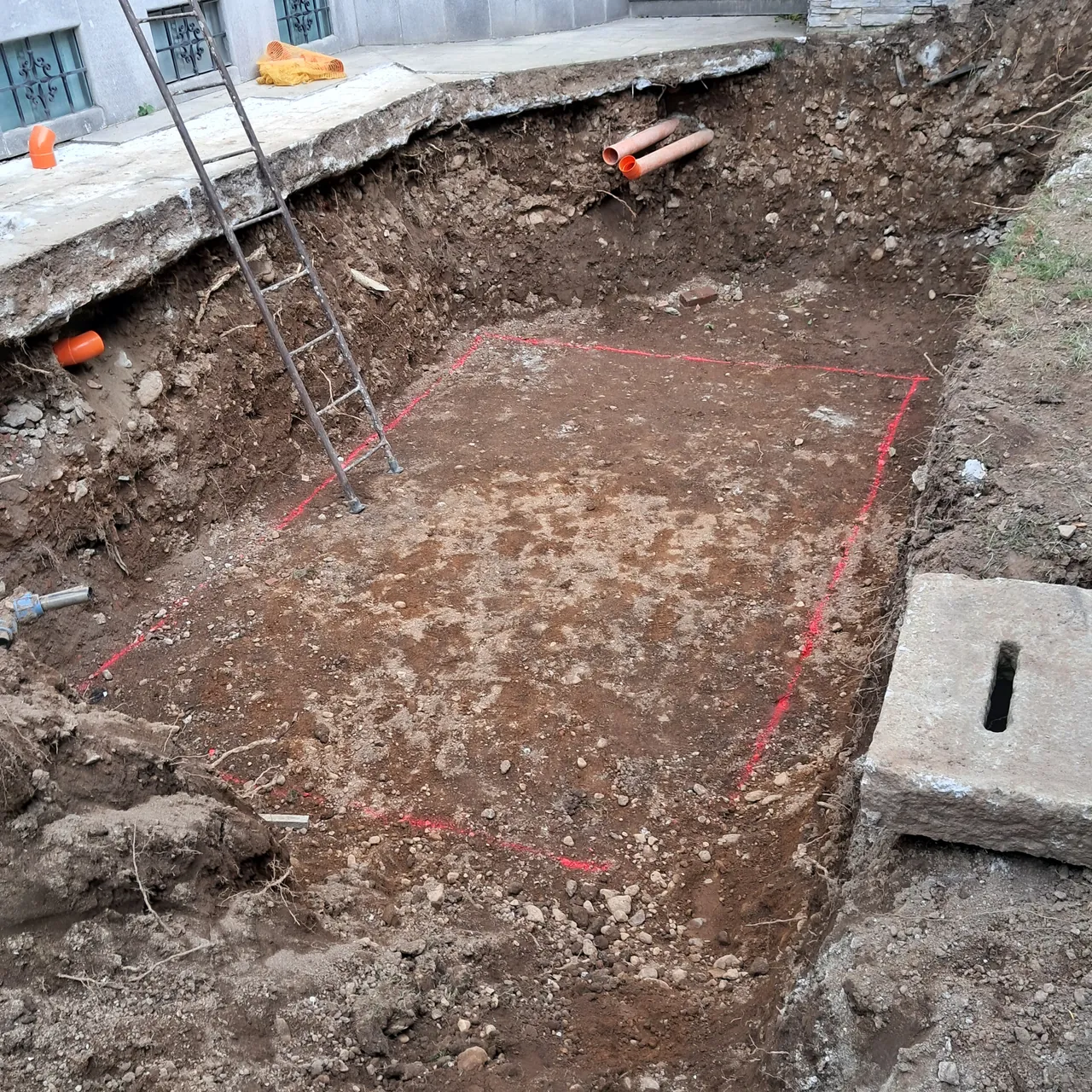 Prima: lo scavo della piscina di Lainate